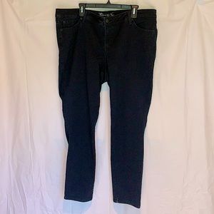 Torrid - Source of Wisdom Black Jeans size 16
